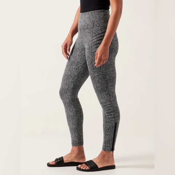 ATHLETA DELANCEY TEXTURED MOTO TIGHT LEGGINGS size XL - Picture 1 of 8